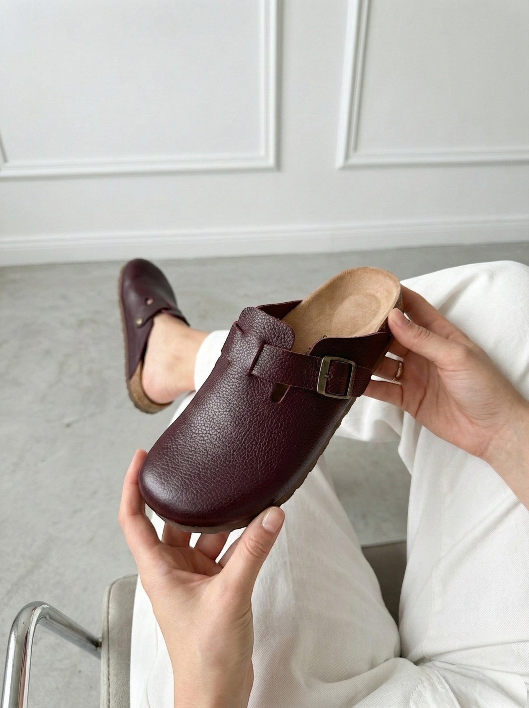 Mycorni Unisex Hakiki Deri Kapalı Terlik - Ortopedik Anatomik Mantar Taban - BORDO