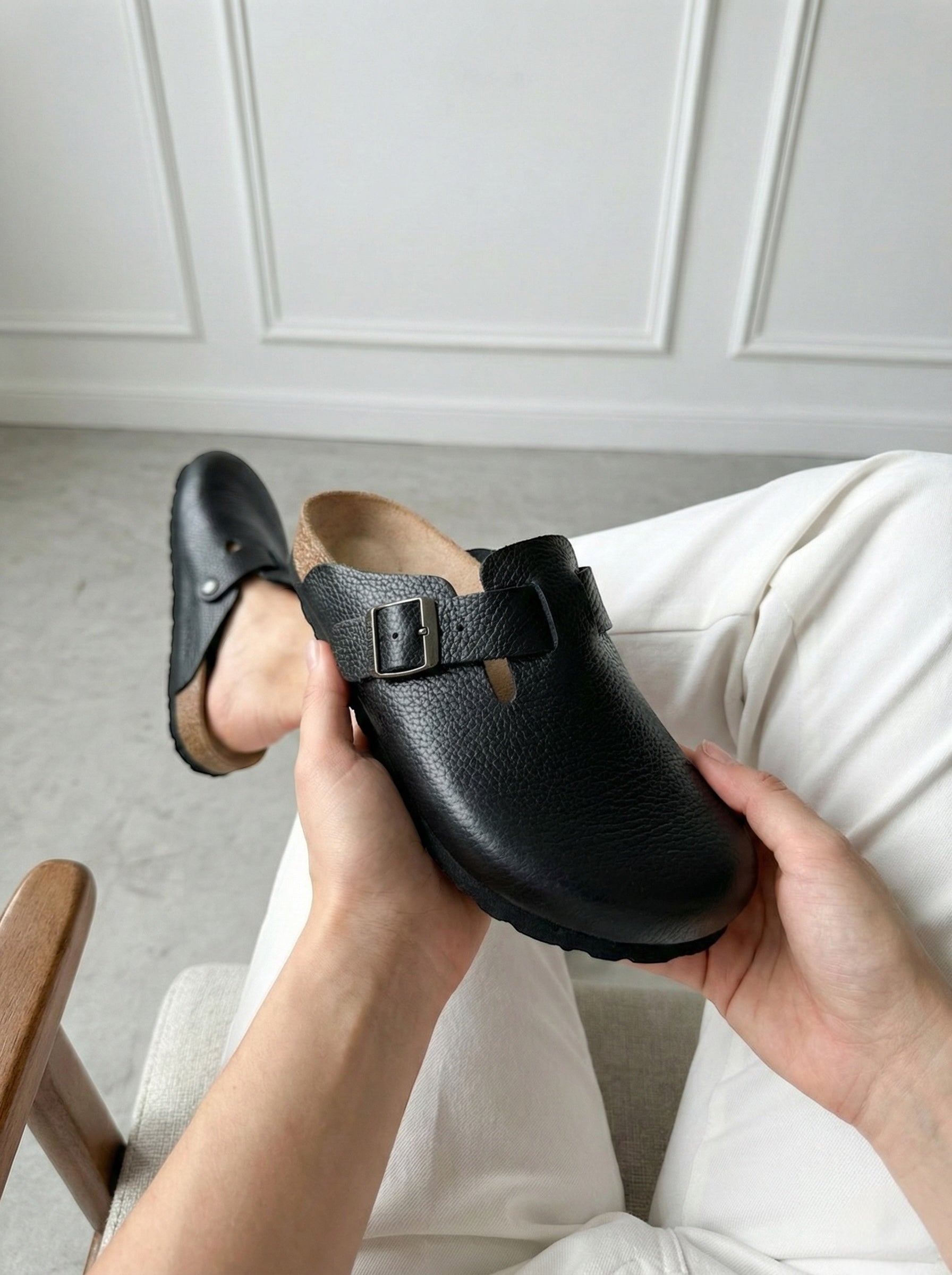 Mycorni Unisex Hakiki Deri Kapalı Terlik - Ortopedik Anatomik Mantar Taban