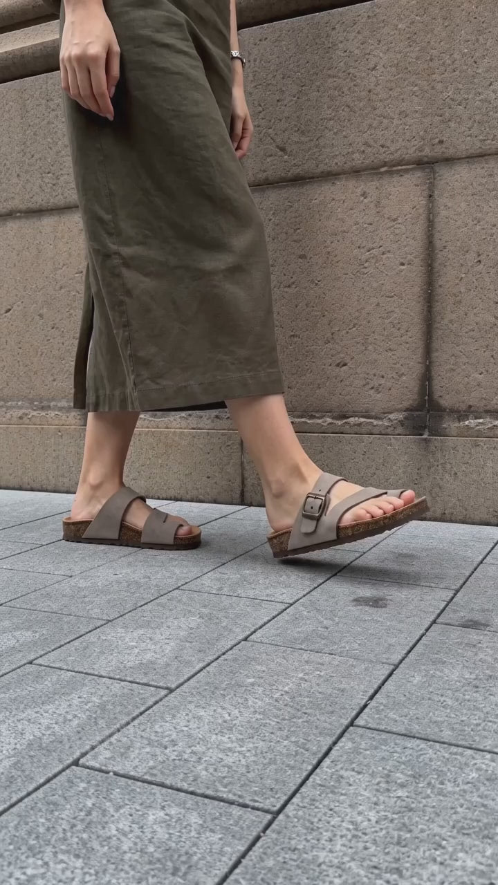 Ortopedik Parmak Arası Terlik – Hakiki Süet Deri Mantar Taban, Unisex | Bej